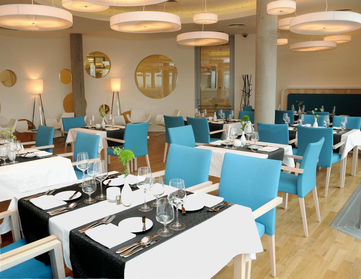 Holice Hotel Erwin Junker מראה חיצוני תמונה