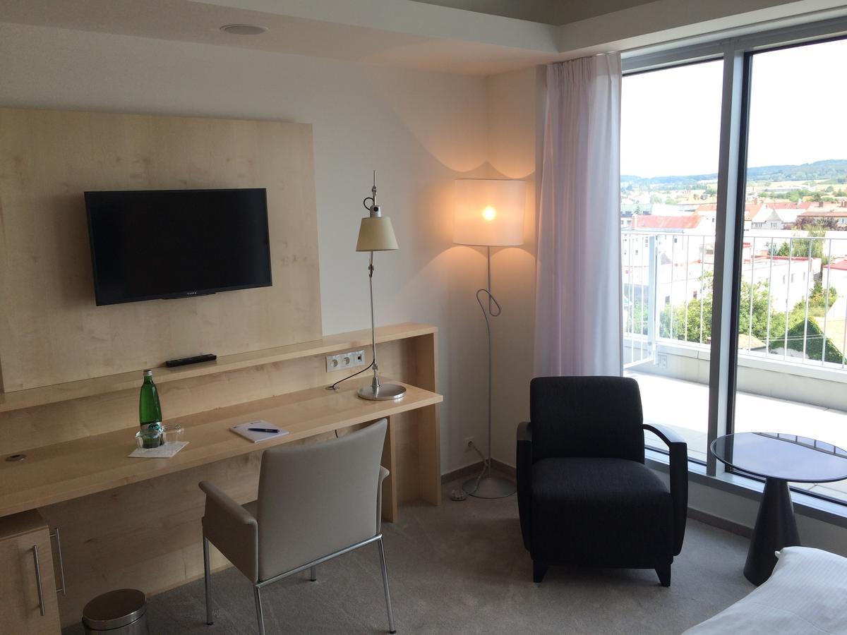 Holice Hotel Erwin Junker מראה חיצוני תמונה